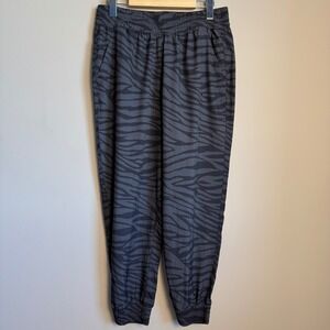 Old Navy Active Womens‎ Stretchtech Joggers Zebra Print Gray Athleisure Pants M